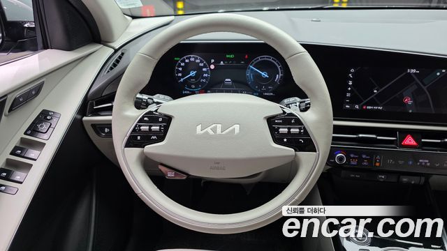 Kia Niro EV Air 2023 — фото 13