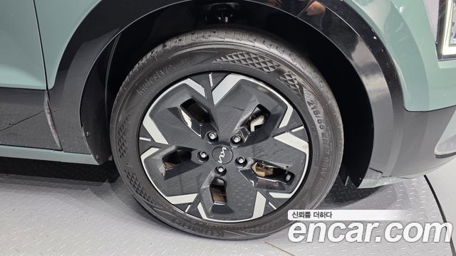 Kia Niro EV Air 2023 — фото 21