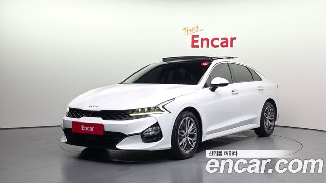 Kia K5 (III) 2.0 Noblesse 2022 — фото 1