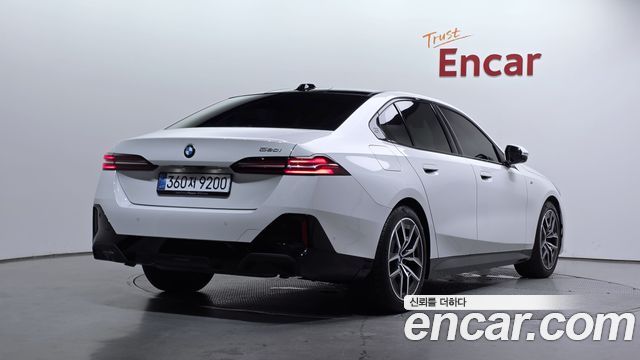 BMW 5 Series (G60) 520i M Sport 2025 — фото 2