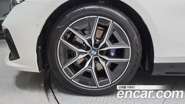 BMW 5 Series (G60) 520i M Sport 2025 — фото 5