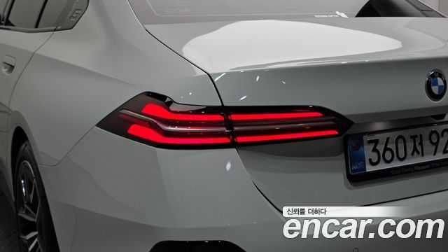 BMW 5 Series (G60) 520i M Sport 2025 — фото 23