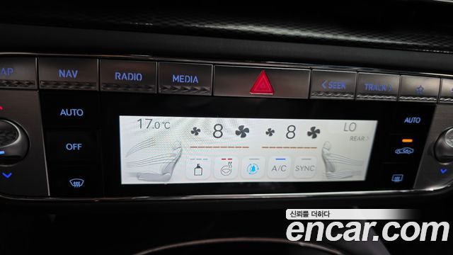 Genesis G90 (RS4) Gasoline 3.5 Turbo 2WD 2023 — фото 33