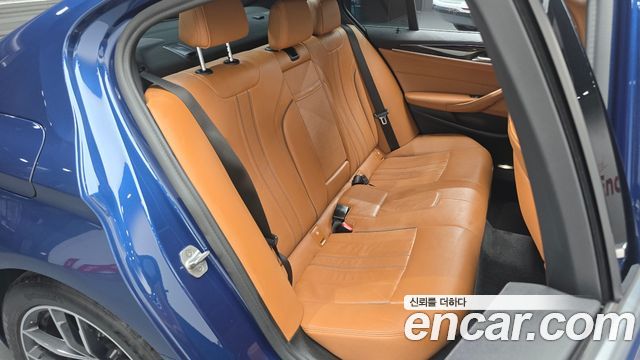 BMW 5 Series (G30) 520i M Sport 2021 — фото 12