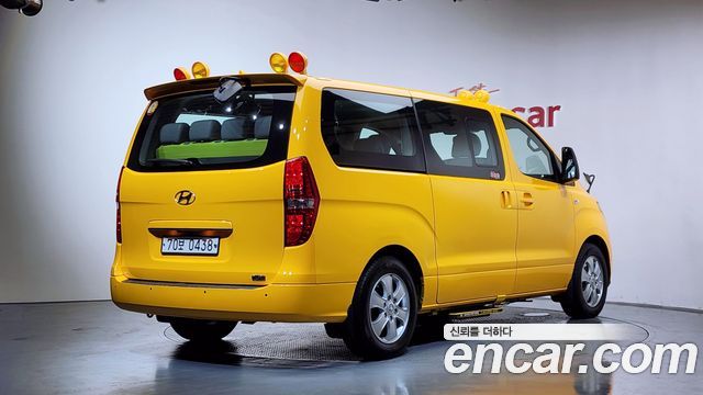 Hyundai Grand Starex School Bus LPi 2021 — фото 2