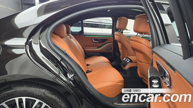 Mercedes-Benz S-Class (W223) S350 d 2022 — фото 12