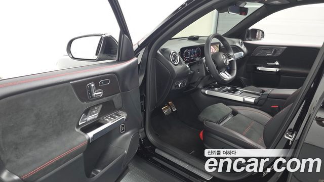 Mercedes-Benz GLB-Class (X247) AMG GLB35 4MATIC 2025 — фото 10