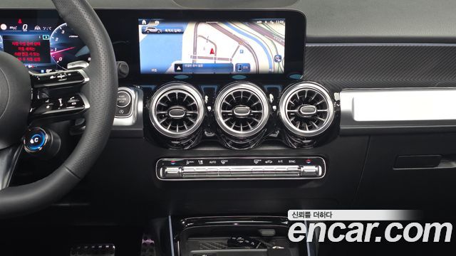 Mercedes-Benz GLB-Class (X247) AMG GLB35 4MATIC 2025 — фото 13