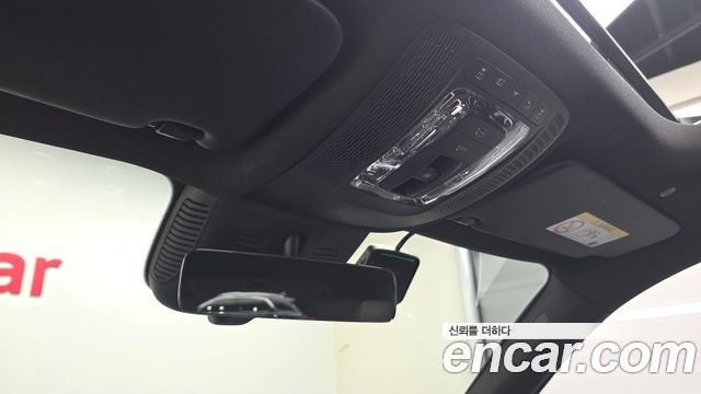 Mercedes-Benz GLB-Class (X247) AMG GLB35 4MATIC 2025 — фото 17