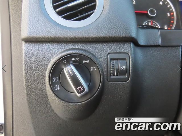 Volkswagen Tiguan 2.0 TDI Comfort 5N 2016 — фото 20