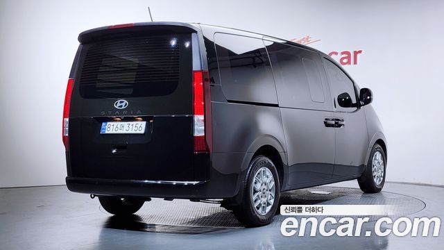 Hyundai Staria L3.5 Cargo 5-Seater Modern 2025 — фото 2