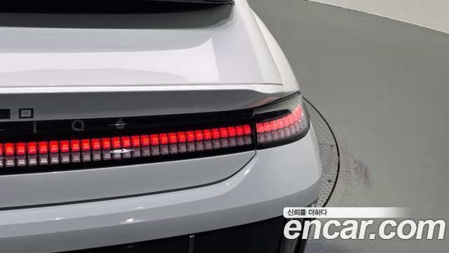 Hyundai Ioniq 6 Long Range AWD Exclusive + 2023 — фото 23