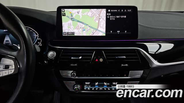 BMW 5 Series (G30) 530e Luxury 2021 — фото 12