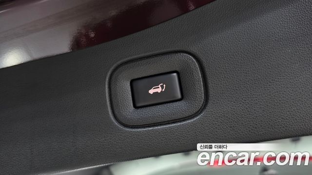 Renault Korea QM6 2.0 LPe Premiere 2WD 2022 — фото 19