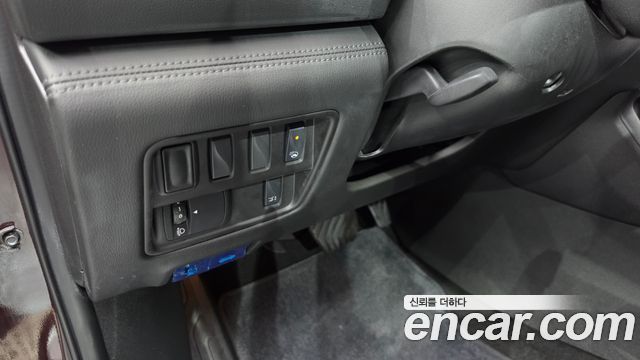 Renault Korea QM6 2.0 LPe Premiere 2WD 2022 — фото 22