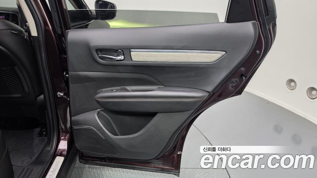 Renault Korea QM6 2.0 LPe Premiere 2WD 2022 — фото 31