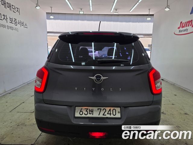 KG Mobility (SsangYong) Tivoli Air 1.6 IX 2WD 2017 — фото 4