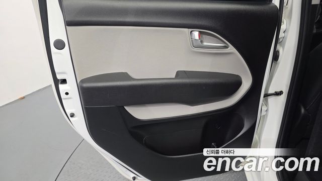 Kia Ray Van 2-Seater Prestige 2023 — фото 31
