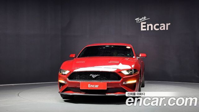 Ford Mustang Coupe 2022 — фото 3