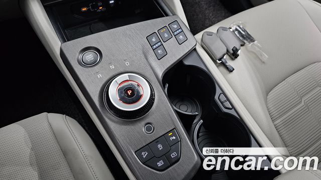 Kia Sportage (V) Gasoline 1.6 Turbo 2WD Signature 2025 — фото 21