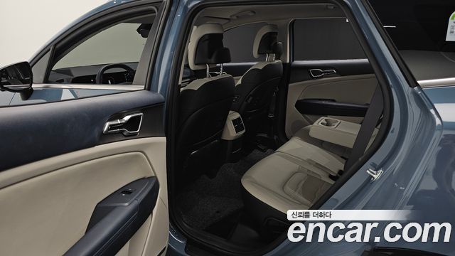 Kia Sportage (V) Gasoline 1.6 Turbo 2WD Signature 2025 — фото 22