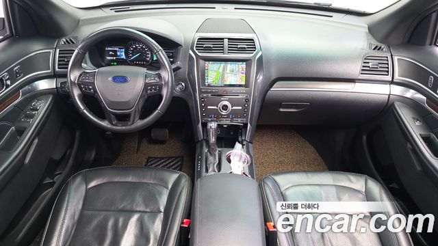 Ford Explorer 2.3 Limited 4WD 5th 2017 — фото 7