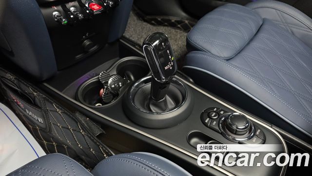 MINI Cooper S Countryman ALL4 Classic 2nd 2023 — фото 9