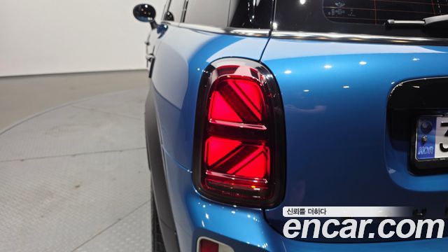 MINI Cooper S Countryman ALL4 Classic 2nd 2023 — фото 23