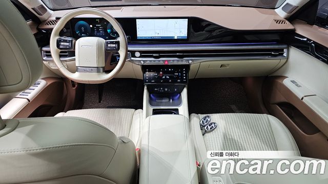 Hyundai Grandeur (GN7) 2,5 Gasoline 2WD Calligraphy 2023 — фото 7
