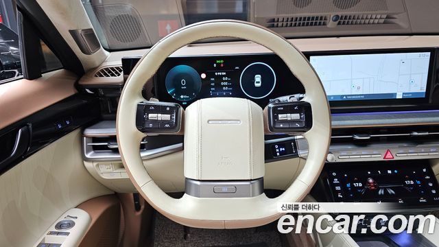 Hyundai Grandeur (GN7) 2,5 Gasoline 2WD Calligraphy 2023 — фото 13