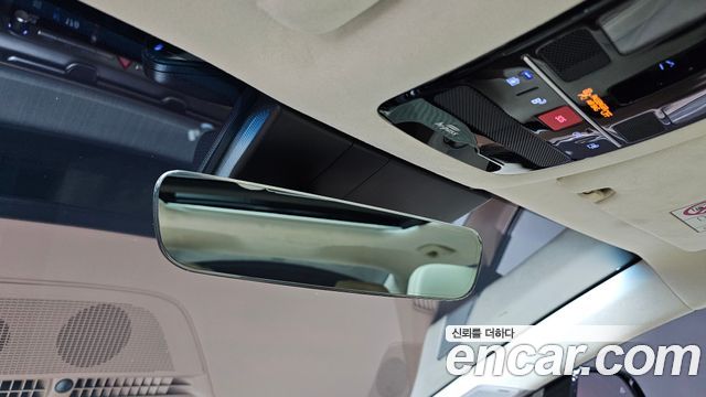 Hyundai Grandeur (GN7) 2,5 Gasoline 2WD Calligraphy 2023 — фото 37