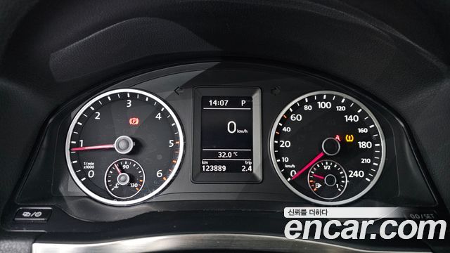 Volkswagen Tiguan 2.0 TDI Comfort 5N 2015 — фото 8