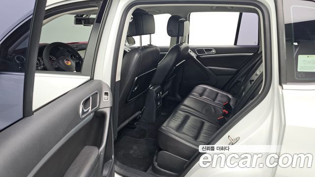 Volkswagen Tiguan 2.0 TDI Comfort 5N 2015 — фото 12