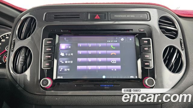 Volkswagen Tiguan 2.0 TDI Comfort 5N 2015 — фото 16