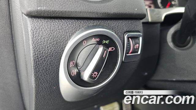 Volkswagen Tiguan 2.0 TDI Comfort 5N 2015 — фото 19
