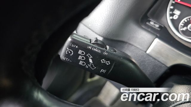 Volkswagen Tiguan 2.0 TDI Comfort 5N 2015 — фото 20
