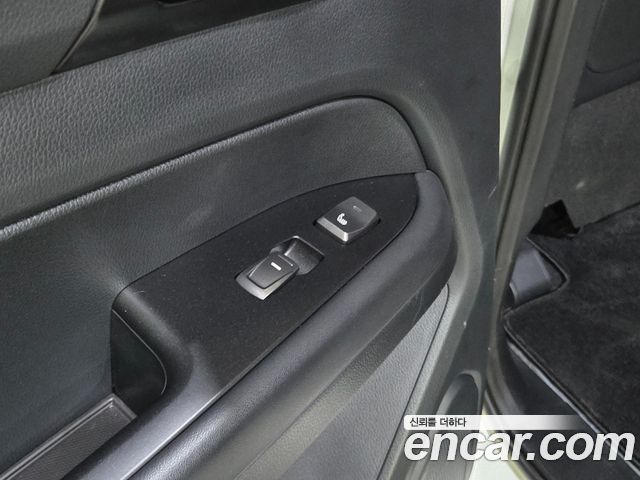 KG Mobility (SsangYong) Rexton Sports Khan Diesel 2.2 2WD Prestige (5-Link) 2020 — фото 21