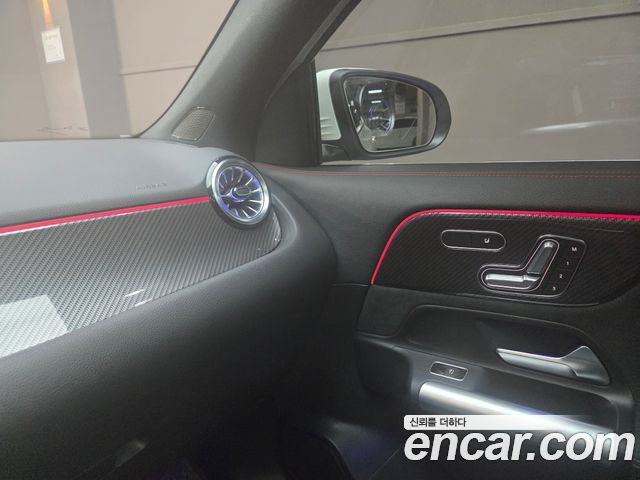 Mercedes-Benz GLA-Class (H247) GLA250 4MATIC 2023 — фото 10