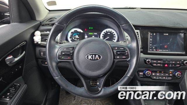 Kia Niro Noblesse 2019 — фото 14