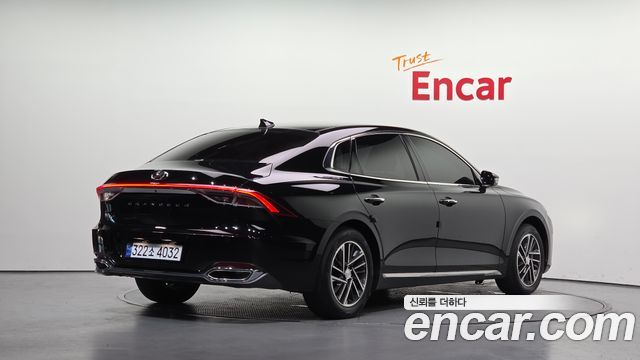 Hyundai Grandeur (IG) 3.0 LPi Rent Car Modern 2023 — фото 2
