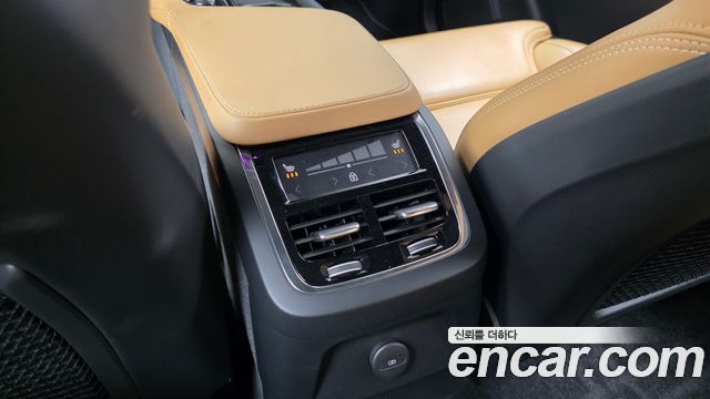 Volvo XC90 (II) T8 Inscription Hybird 2022 — фото 19