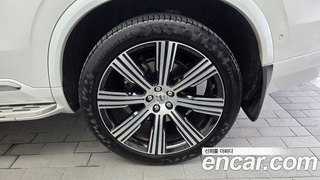 Volvo XC90 (II) T8 Inscription Hybird 2022 — фото 21