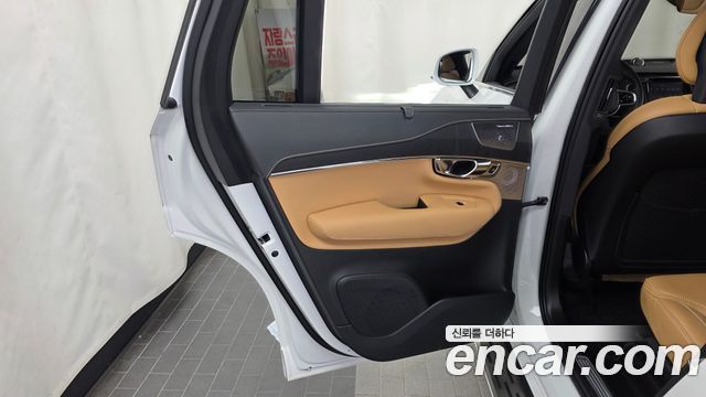 Volvo XC90 (II) T8 Inscription Hybird 2022 — фото 25
