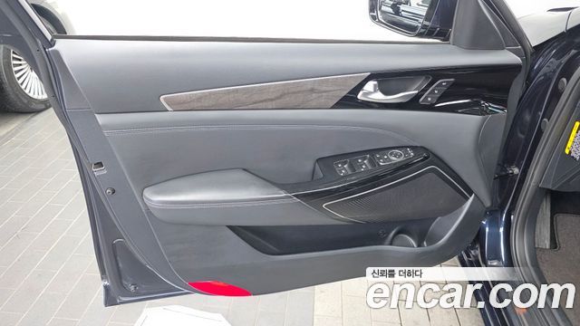 Kia K7 Premier 2.5 GDI Noblesse 2020 — фото 24