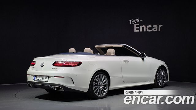 Mercedes-Benz E-Class (W213) E450 4MATIC Cabriolet 2021 — фото 2