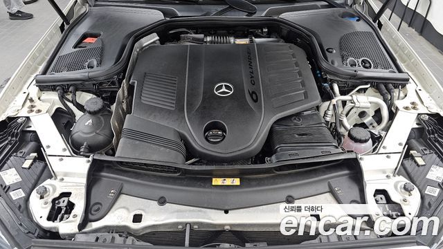 Mercedes-Benz E-Class (W213) E450 4MATIC Cabriolet 2021 — фото 6