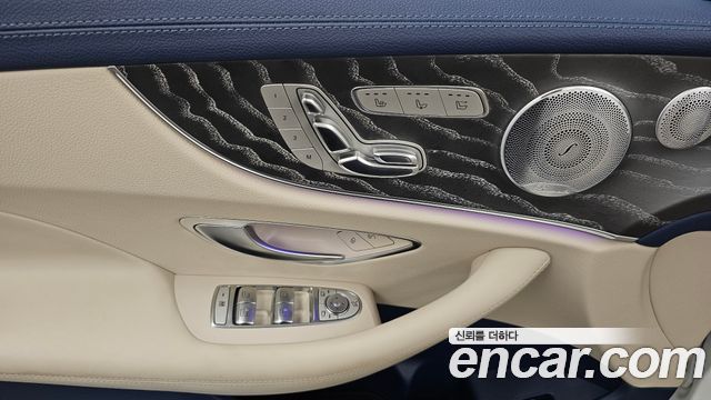 Mercedes-Benz E-Class (W213) E450 4MATIC Cabriolet 2021 — фото 28