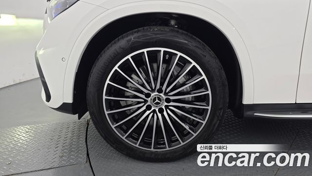 Mercedes-Benz GLC-Class (X254) GLC300 4MATIC Coupe 2025 — фото 5