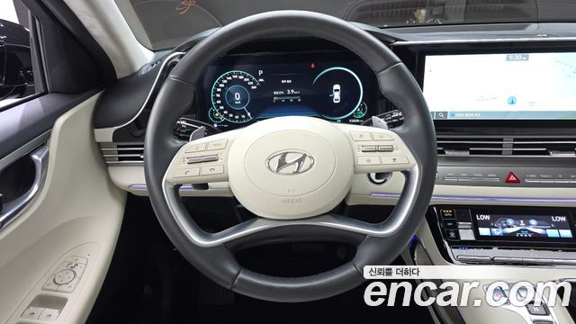 Hyundai Grandeur (IG) 2.5 Le Blanc 2023 — фото 15