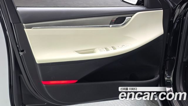Hyundai Grandeur (IG) 2.5 Le Blanc 2023 — фото 24